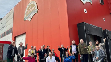 Visita de los mayores de la Residencia Virgen del Rosario de Sanchonuño a El Campo: una experiencia inolvidable