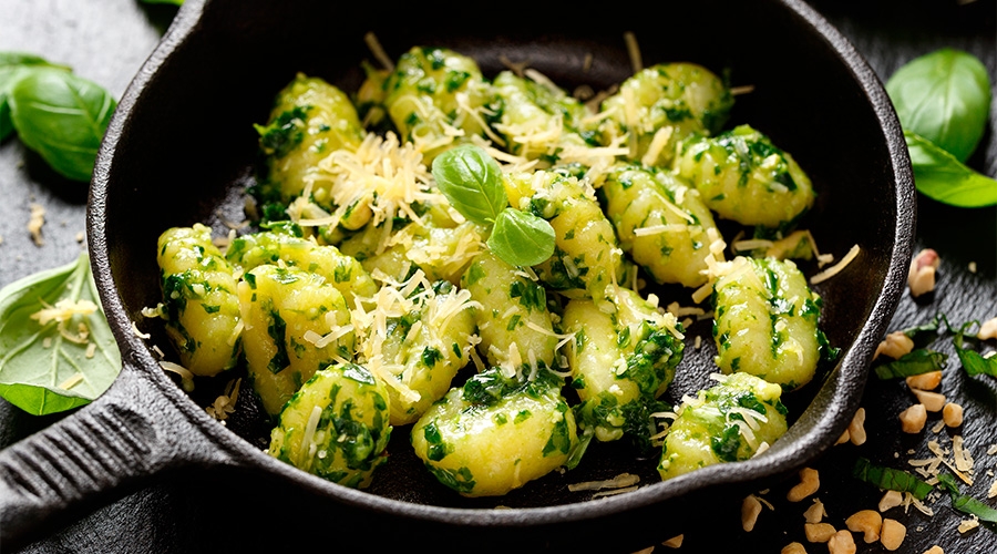 Ñoquis de patata al pesto