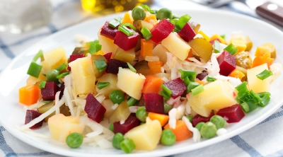 Ensalada con patata y remolacha